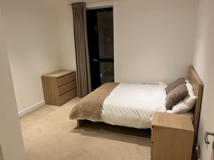شقة Modern 2 Bed - Olympic Park Stratford لندن المظهر الخارجي الصورة